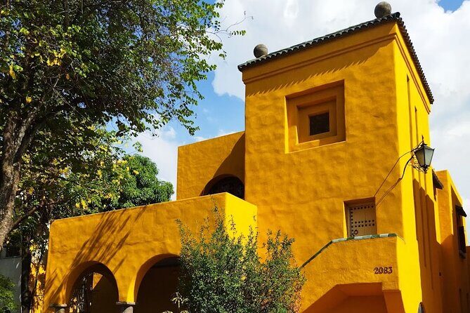 Architecture of Luis Barragan Walking Tour with Street Food - Key Points