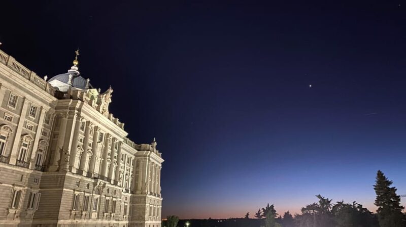 Architecture Tour: Old Historic Madrid with an architect - Who Will Enjoy This Tour Most?