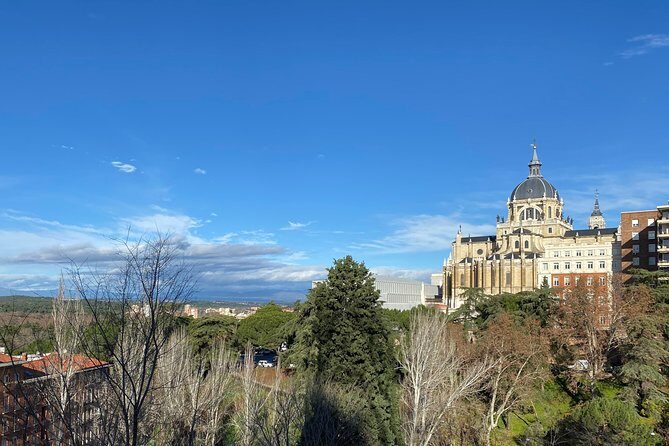 Architecture Tour Old Madrid, from the Arabs to the Borbons, trough the Austrias - FAQ