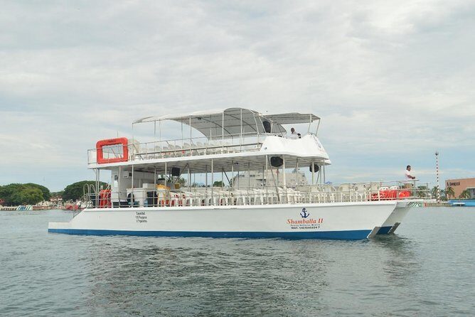Arcos - Animas - Quimixto. By Grupo Naviero de la Bahìa (Bahia Alegre) - A Detailed Look at the Tour