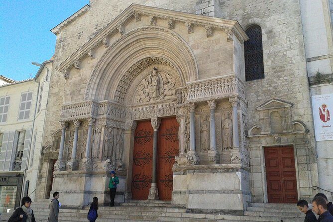 Arles, Les Baux & Saint-Remy de Provence from Aix - FAQ