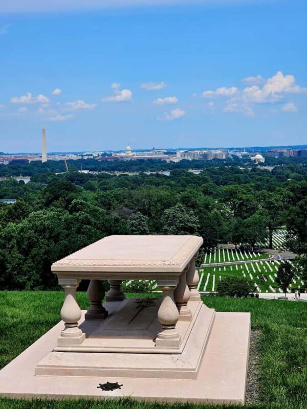Arlington National Cemetery: 2.5 hour Guided Walking Tour - The Sum Up