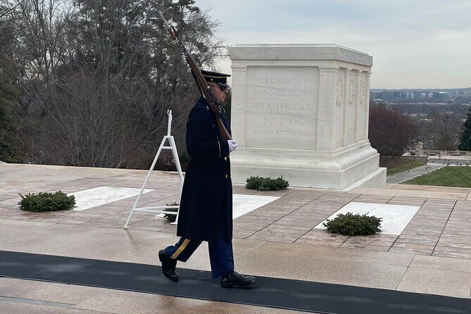 Arlington National Cemetery Walking Tour with Historian - Key Points