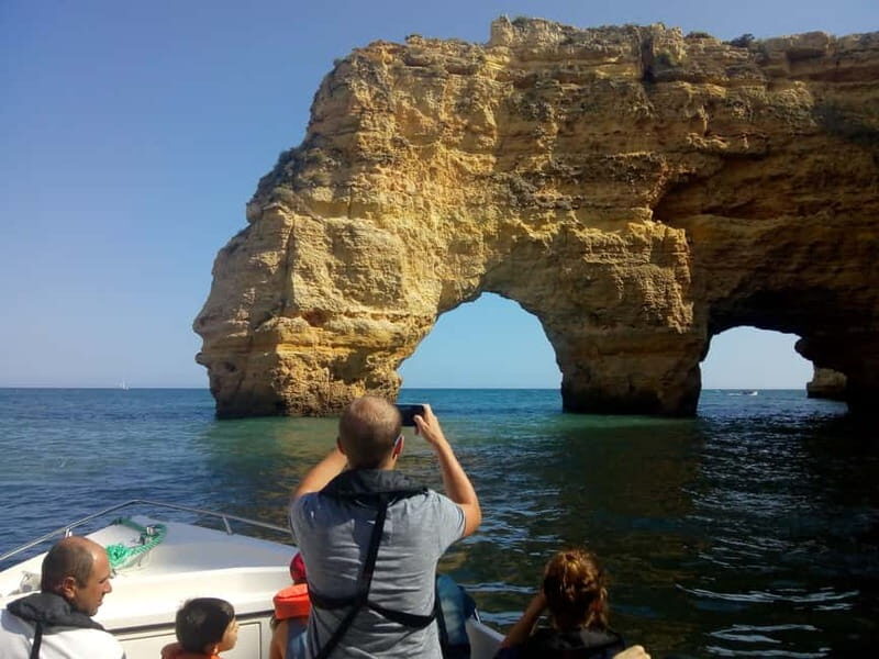 Armação de Pêra: Benagil and 10 Best Caves Guided Boat Tour - An Authentic and Practical Guide to the Tour