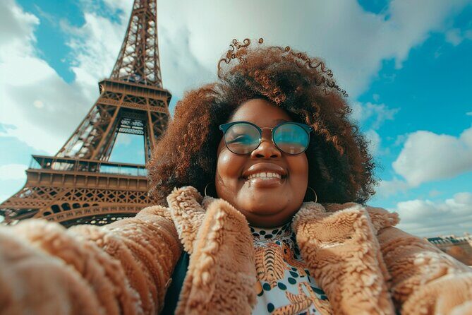 Around the Eiffel Tower Walking Tour with Selfie & Photoshoot - Who Will Love This Tour?