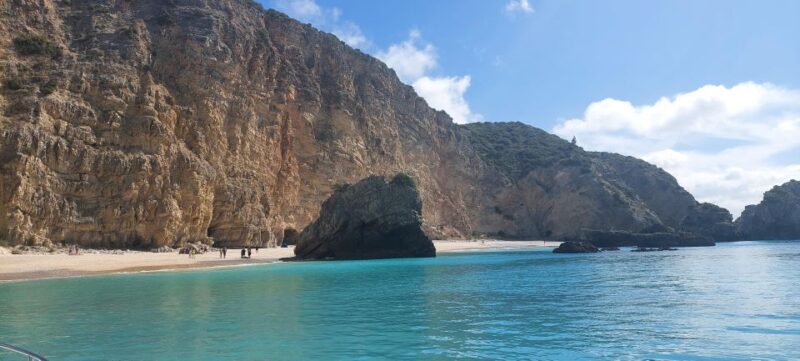 Arrábida Natural Park: sunset boat trip with regional drink. - FAQ