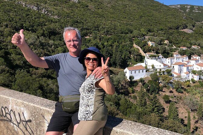 Arrabida, Setubal, Sesimbra, beach, wine tasting on private Tour - The Sum Up