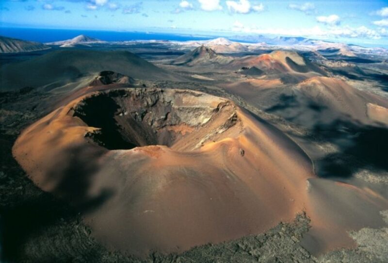Arrecife/Playa Blanca: Timanfaya National Park Area Day Tour - Key Points