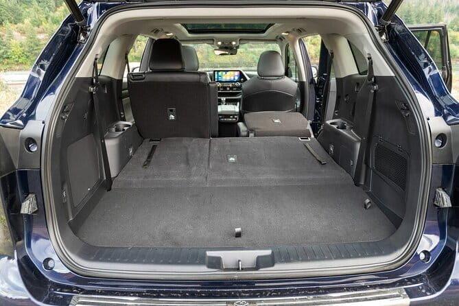 Arrival by Minivan or SUV from Siem Reap Airport REP to Siem Reap - Who Will Love This Service?