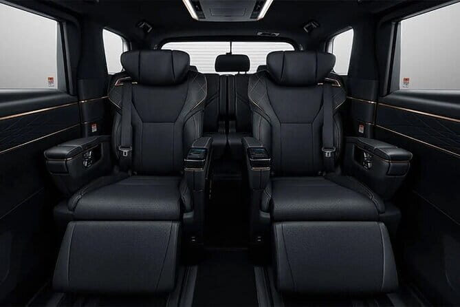 Arrival by Private Minivan from Kansai Airport KIX to Kyoto City - Vehicle Comfort & Capacity