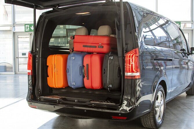 Arrival by Sedan or Minivan from Rome Cruise Port to Rome City - A Detailed Look at the Experience