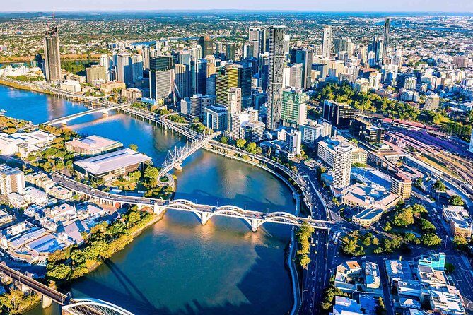 Arrival Private Transfer: Brisbane Airport BNE to Brisbane in Luxury Van - The Experience: What to Expect from Start to Finish