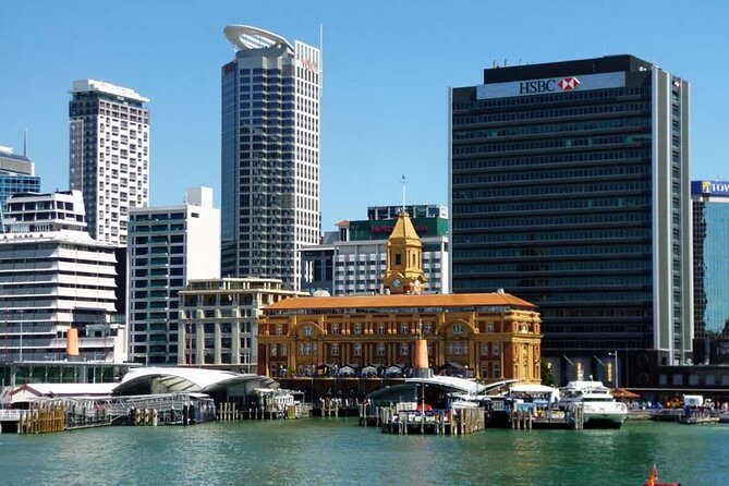 Arrival Private Transfer from Auckland Airport AKL to Auckland in Luxury Van - FAQ