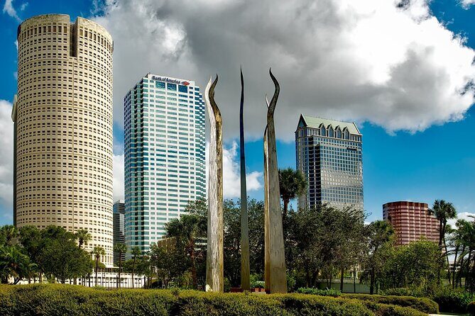 Arrival Private Transfer: Tampa Airport TPA to Tampa City in Luxury SUV - FAQ