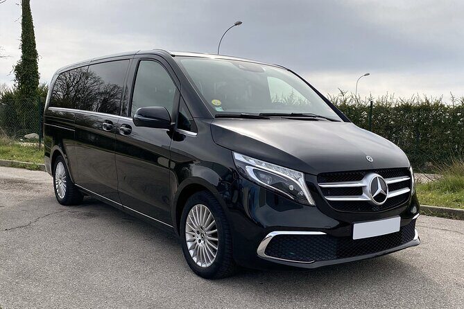 Arrival Transfer: Chopin Airport WAW to Warsaw by Van - Practical Tips for Your Transfer