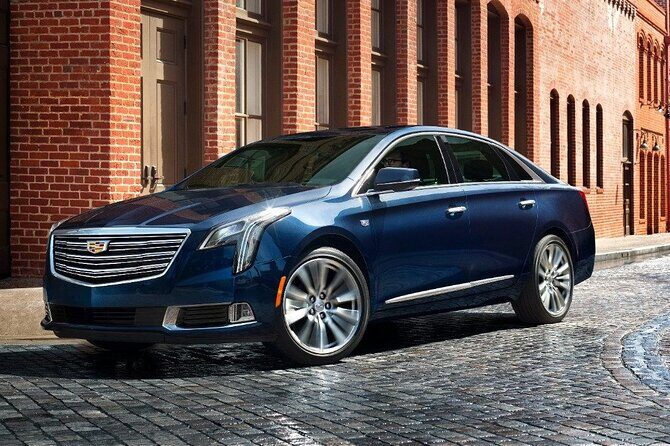 Arrival Transfer Denver Airport DEN to Denver City by Luxury Car - Additional Details & Practical Tips