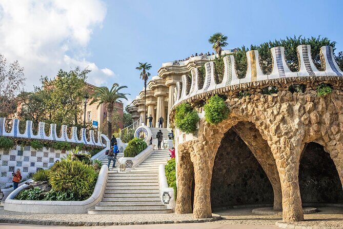 Arrival Transfer from Barcelona Airport BCN to Barcelona in Private Car/Van - Why Choose This Transfer?