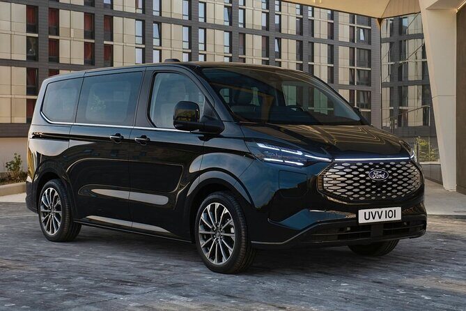 Arrival Transfer from Bari BRI Airport to Bari or Brindisi City - Who is this perfect for?