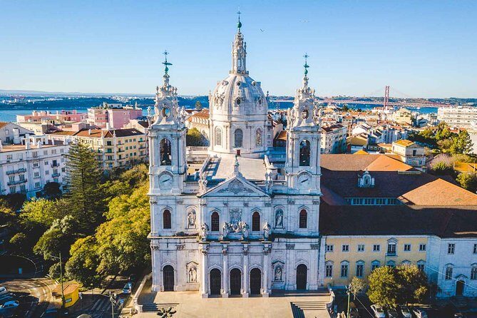 Arrival Transfer: Lisbon Airport LIS to Lisbon in Business Car - Who Is This Transfer Best For?