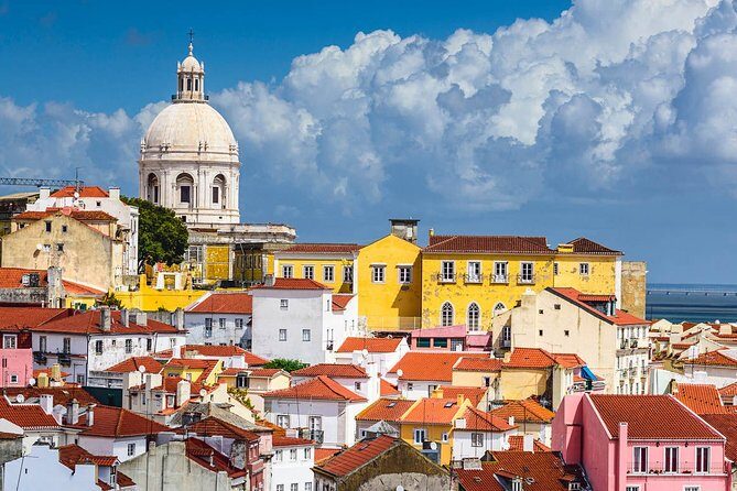 Arrival Transfer: Lisbon Airport LIS to Lisbon in Business Car - FAQs