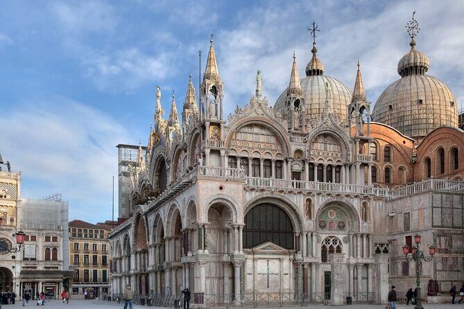 Arrival Transfer: Marco Polo Airport VCE to Venice in Sedan Car - Detailed Breakdown of the Experience