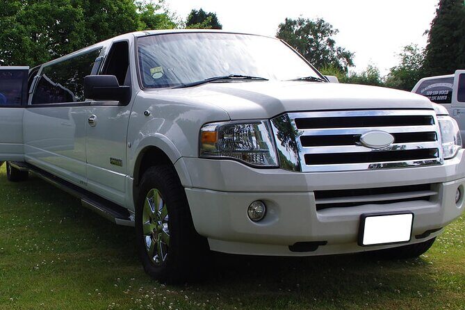 Arrival Transfer Montreal Airport YUL to Montreal by Limos or Bus - Pricing & Value