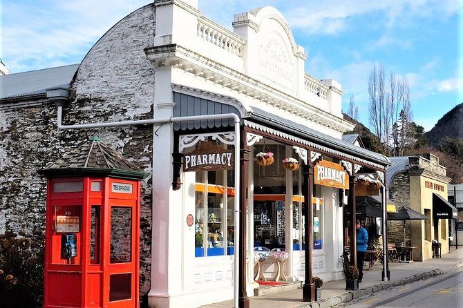 Arrowtown Wanaka Private Day Tour from Queenstown - FAQs