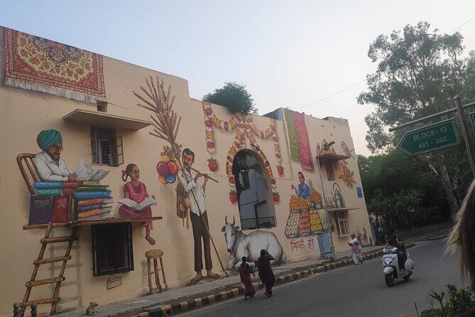Art Attack: Explore Delhi's Artistic and Cultural Side - A Deep Dive into the Experience