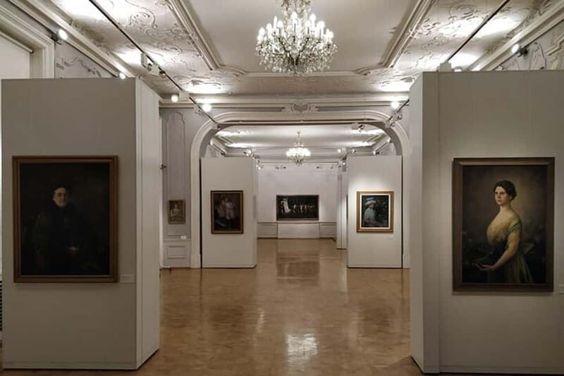 Art Gallery Sightseeing Tour in Sofia - Who Should Consider This Tour