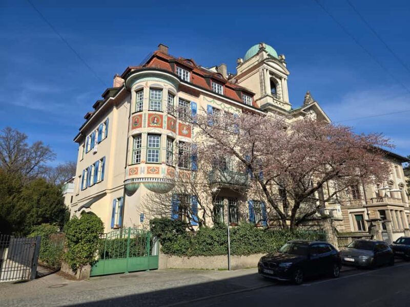 Art Nouveau Meets Street Art in Munich - Key Points