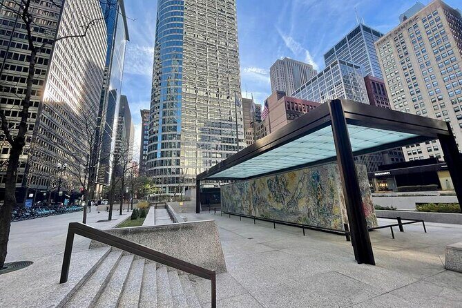 Art of a City Downtown Chicago Exclusive Guided Walking Tour - A Deeper Dive into the Itinerary