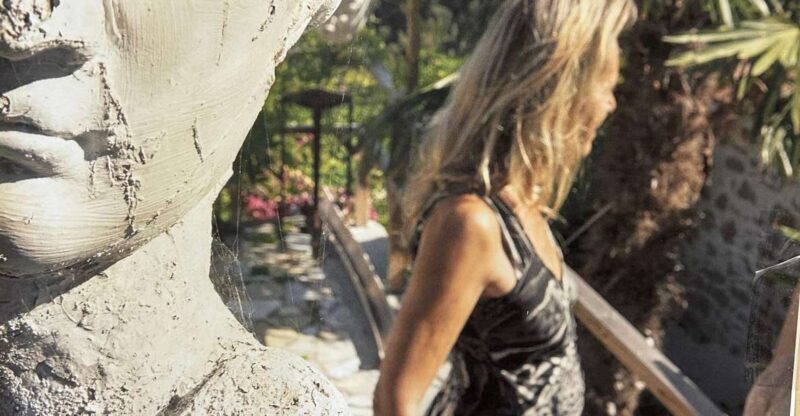 Art studio tour in Italian sculpture gardens - What to Expect on the Tour