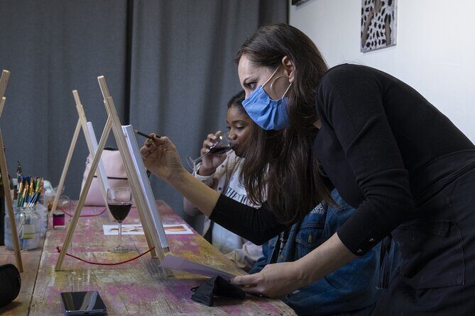 Art worshop with aperitif in Naples - What Makes This Tour Stand Out?