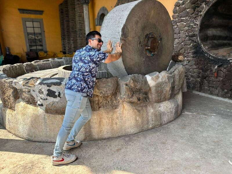 Artisanal Tequila Experience in Private Luxury SUV Local - An Honest Look at the Artisanal Tequila Experience in Jalisco