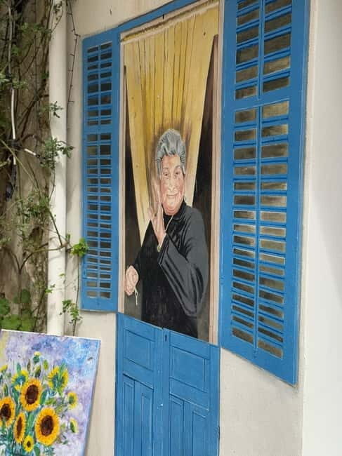 Artistic walk in Borgo Parrini with traditional tasting - Exploring Borgo Parrini: A Village of Colors and Stories