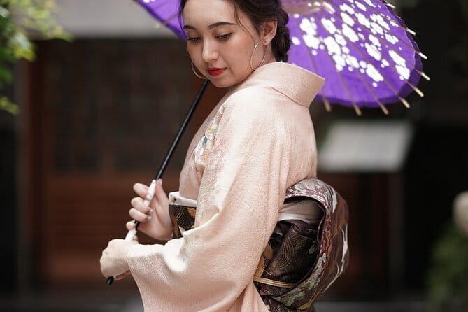 Asakusa Rental Kimono in Tokyo - In-Depth Review of the Kimono Experience in Asakusa