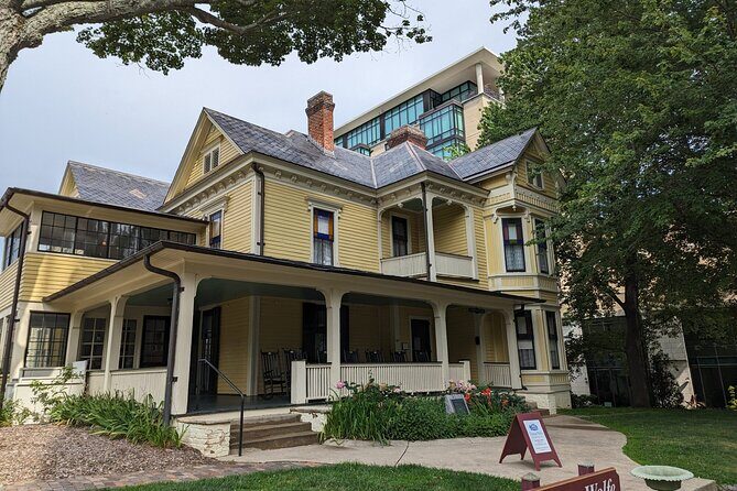 Asheville Scavenger Hunt Walking Tour and Game - FAQ