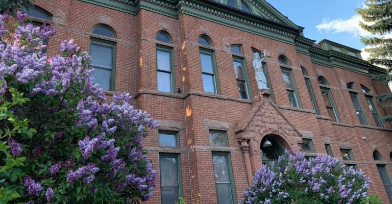 Aspen: From Past to Present History Walking Tour - The Experience from a Travelers Perspective