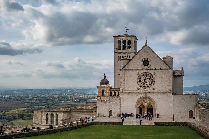 Assisi and Cascia (St. Francis, St. Claire and St. Rita) Private Tour from Rome. - What Makes This Tour Special?