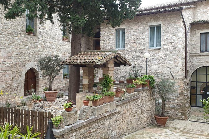 Assisi and the Second World War - Heroes by chance and by vocation - What’s Included and What to Consider