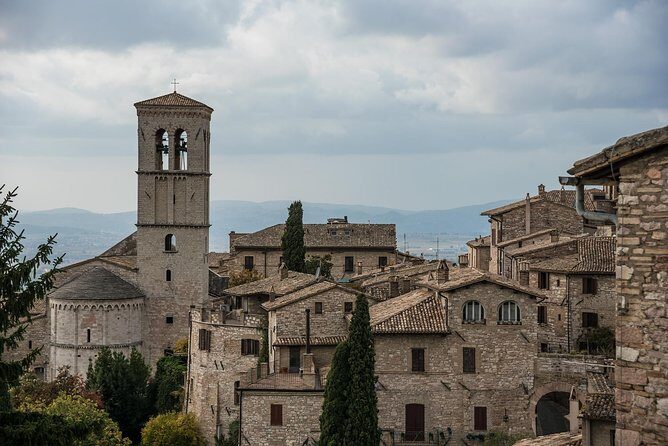 Assisi - Historic walking tour - The Sum Up