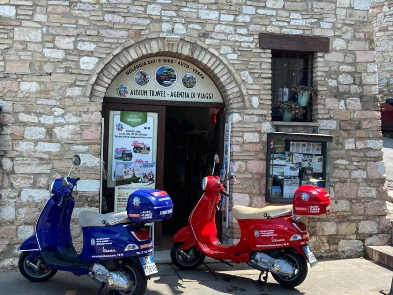 Assisi Rental Vespa '150cc - full day - Who Would Love This Experience?