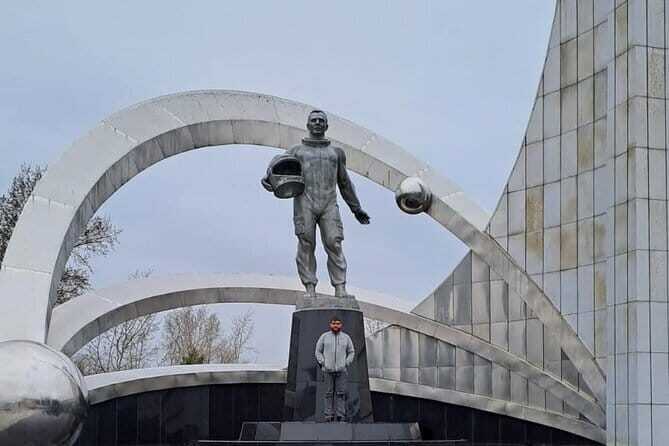 Astana City Tour: Authentic Private Full Day with Lunch + Pickup - The Iconic Khan Shatyr