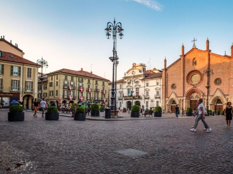 Asti Historic Town Walking Tour - Deep Dive: The Architectural and Cultural Highlights