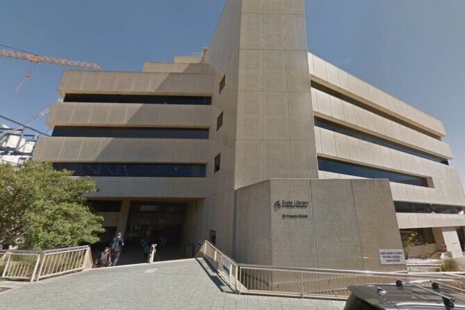 Astonishing Scavenger Hunt: Perched On A Swan - Who Will Love This Tour?