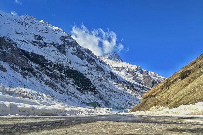 Atal Tunnel Sightseeing Tour Covering Sissu & Solang Valley - Authentic Traveler Insights