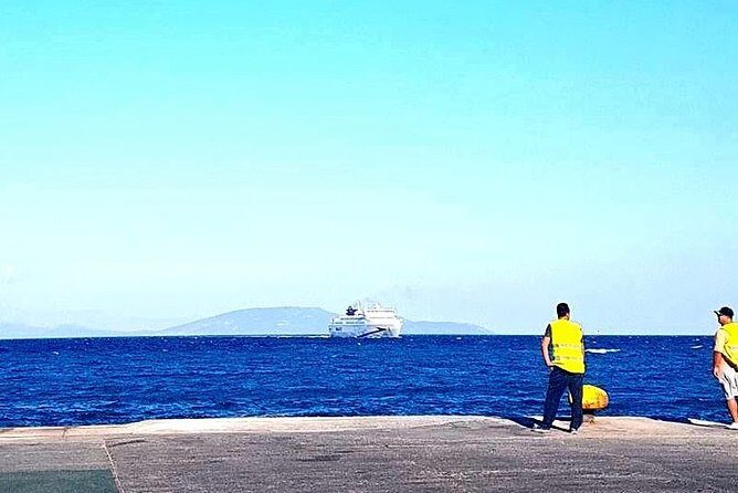 Athens Airport to Piraeus Cruise Terminal- Transfer By Mercedes E Class Wagon - Key Points: