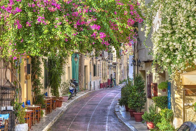 Athens and Piraeus private tour for groups - Who Should Consider This Tour?