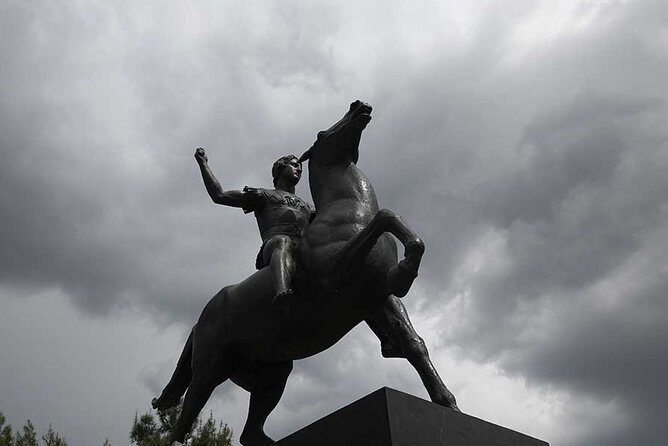 Athens By night Driving tour and Seaside Dinner time - Exploring the Itinerary: What to Expect