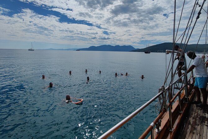 Athens cruise: Agistri, Moni/Metopi, Aegina with lunch & drinks - A Detailed Look at the Experience